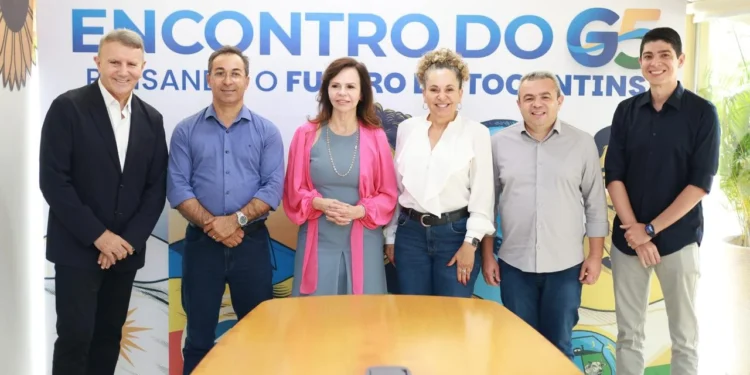 Unidos, prefeitos do G5+ discutem futuro do Tocantins com a senadora Dorinha