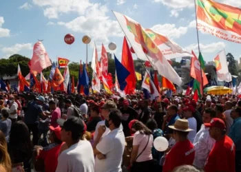 Sindicatos preparam 1º de Maio com sorteio de carros e foco na PEC 6×1