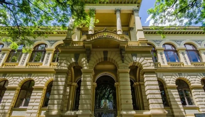 UFRGS divulga lista de livros obrigatórios no vestibular 2026