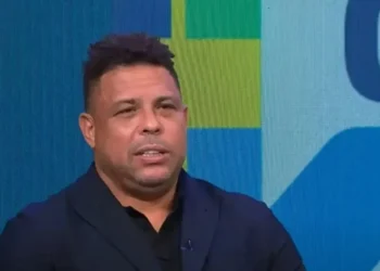 Ronaldo durante programa "Galvão e amigos" na Band, na noite da última segunda-feira (31) • Reprodução/Youtube