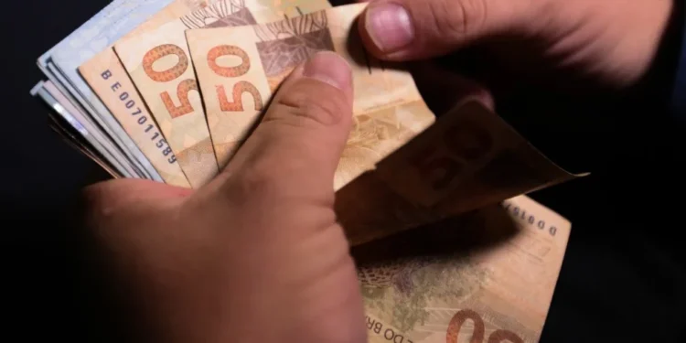 Quaest: para 56%, economia brasileira piorou nos últimos 12 meses