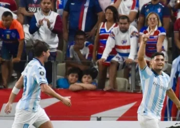 Racing venceu o Fortaleza no Castelão • Reprodução/@libertadoresbr