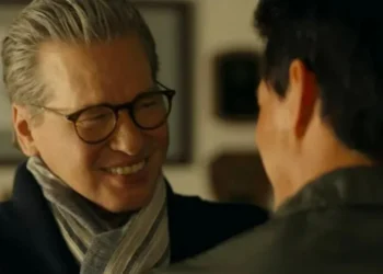 Val Kilmer como Tom Kazanski/Iceman em "Top Gun: Maverick" (2022) • Reprodução/Paramount