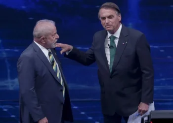 Quaest: 44% têm medo da volta de Bolsonaro; 41%, da permanência de Lula