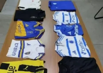 Nova camisa número dois do Cruzeiro vaza nas redes sociais • Imagem cedida à Itatiaia