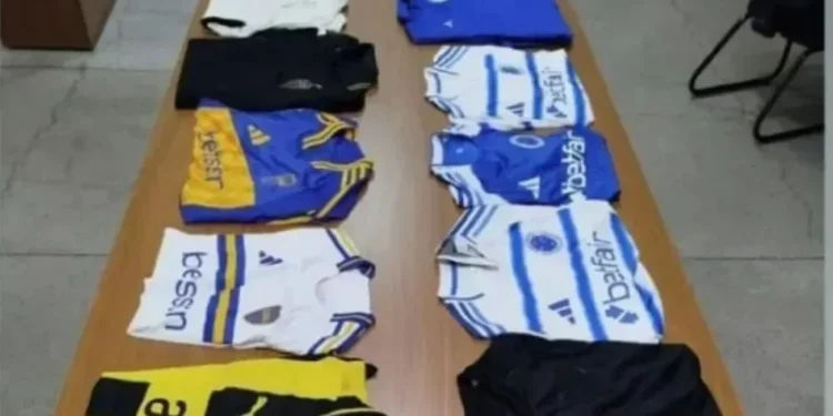 Nova camisa número dois do Cruzeiro vaza nas redes sociais • Imagem cedida à Itatiaia