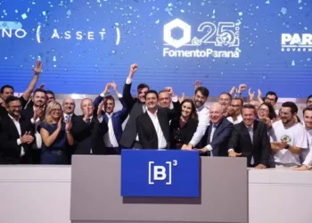 O governador Carlos Massa Ratinho Junior lançou nesta quinta-feira (3) na B3, em São Paulo, um projeto inédito no Brasil para o financiamento do agronegócio — Foto: Jonathan Campos/AEN