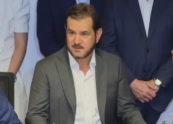 Ausência de Antônio Rueda em ato de Caiado evidencia racha no União