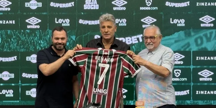 “Fluminense vai jogar como time grande”, diz Renato durante apresentação