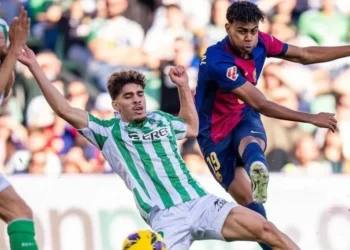Lance de Barcelona e Betis pelo primeiro turno da La Liga • Divulgação / Barcelona