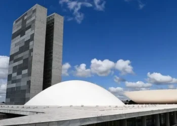 Análise: pouca perspectiva no Senado trava avanço de anistia na Câmara