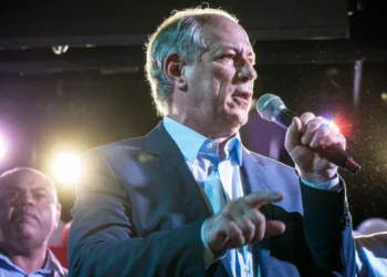 PDT ainda não definiu posição política para 2026