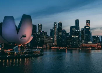 Oportunidades concedidas pelo governo de Singapura contemplam áreas como ciências biomédicas e engenharia • Zhu Hongzhi/Unsplash