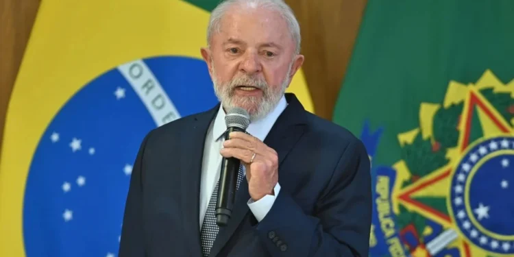 Crescimento econômico vive “milagre” apesar de juro e Trump, diz Lula