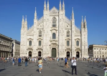 Universidade de Milão conta com mais de 40 programas de mestrado em inglês e italiano em diversas áreas do conhecimento • Freepik