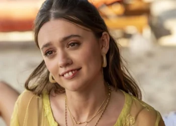 Aimee Lou Wood na terceira temporada de "White Lotus" • Fabio Lovino/HBO