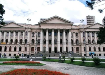 UFPR já divulgou a lista das obras obrigatórias para o vestibular 2026 • Rodrigo Juste Duarte