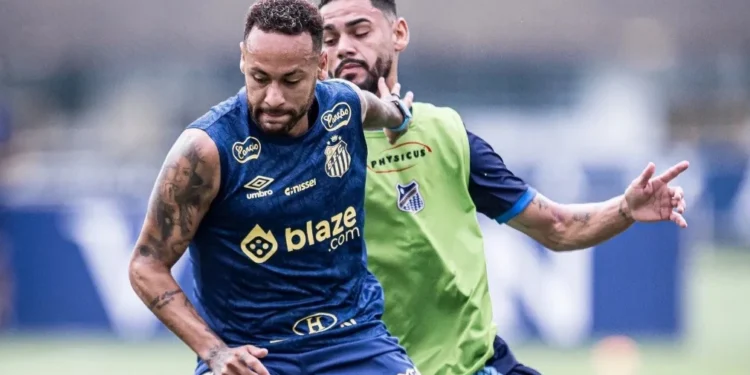 Neymar volta e Santos vence Água Santa por 3 a 2 em jogo-treino