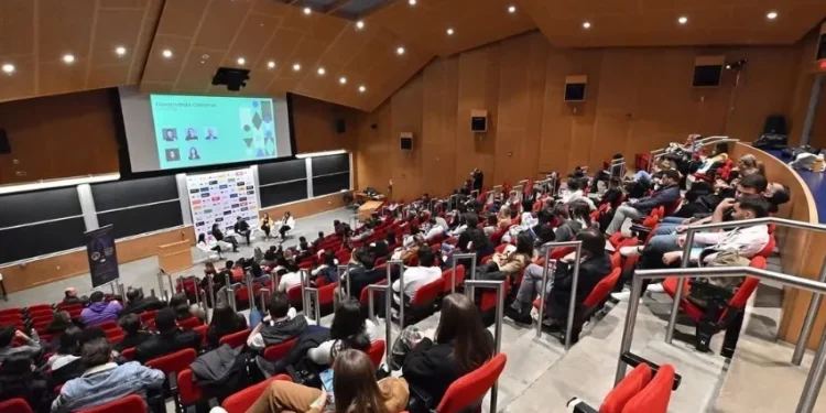 Evento nos EUA reúne comunidade de estudantes brasileiros