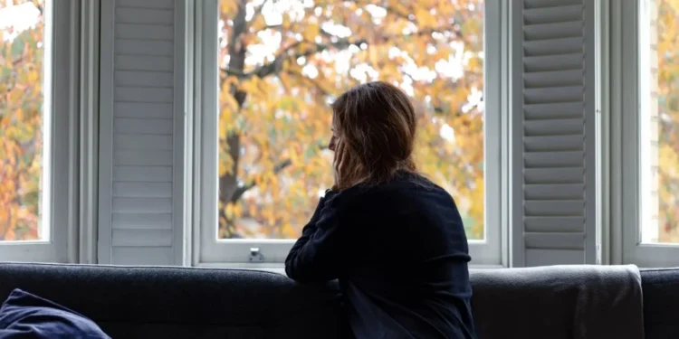 Ar seco, mudança de clima e doenças: cuidados para lidar bem com o outono