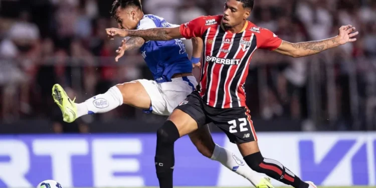 Lance de jogo em São Paulo x Cruzeiro • Marco Galvão/Cruzeiro