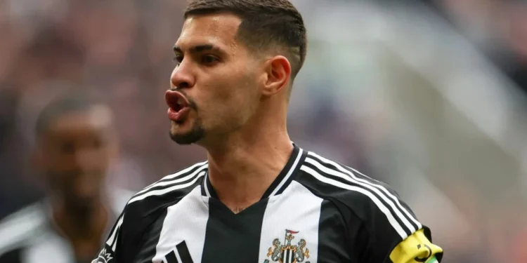 Bruno Guimarães comemora gol pelo Newcastle • Foto: Divulgação/ @NUFC