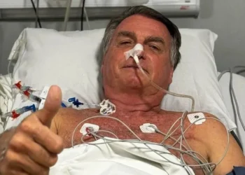 Ex-presidente Jair Bolsonaro (PL) internado em hospital em Natal, no Rio Grande do Norte • Reprodução/Instagram
