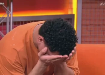 Vinicius declarou ser bissexual no BBB 25 • Reprodução/Globoplay