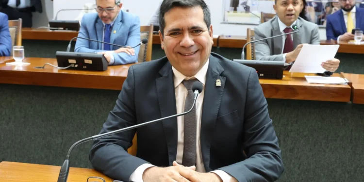 O Poder Público precisa ir além da punição, é preciso reconhecer quem atua pelo bem", afirma o deputado estadual - Foto: Aleto