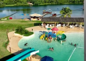 Ataques de peixes foram registrados na Praia de Figueira • Reprodução/Arquivo Pessoal