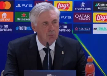 Ancelotti durante coletiva de imprensa no Bernabéu, nesta quarta (16) • Foto: Reprodução / RM Play