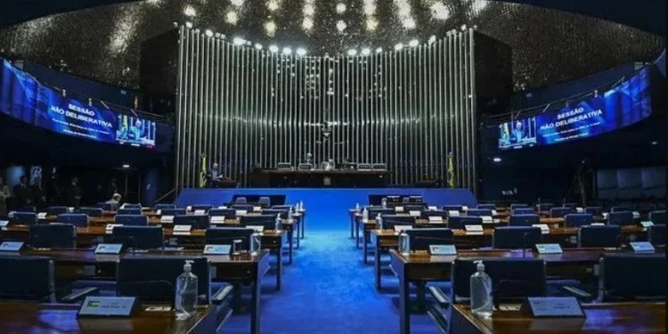 Novo Código Civil: projeto cria herança digital e muda direito de cônjuges