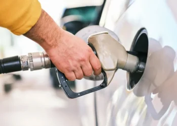 Segundo a Petrobras, a medida visa "abrasileirar" os preços praticados no país • Engin Akyurt/Unsplash