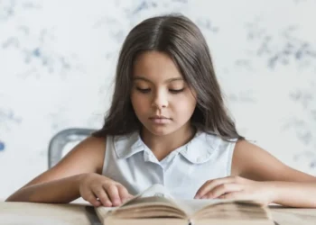 Clássicos nacionais falam de infância, amizade, poesia e aventuras • Freepik