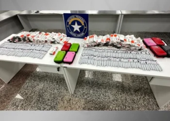 Canetas de Mounjaro foram apreendidas pela Receita Federal com brasileiras, em voo que vinha de Portugal • Dibulgação/Receita Federal