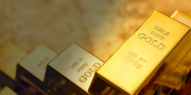 Ouro supera US$ 3,5 mil pela 1ª vez em meio a preocupações com o Fed