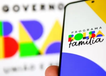 Em março deste ano, mais de 20,5 milhões de famílias receberam o benefício • Luis Lima Jr./Fotoarena/Estadão Conteúdo