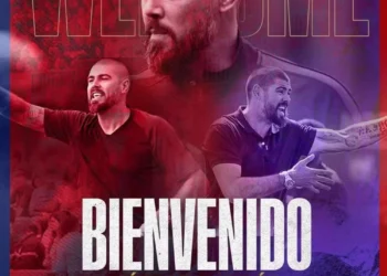 Víctor Valdés é o novo treinador do Real Ávila, da Quarta Divisão espanhola — Foto: Divulgação