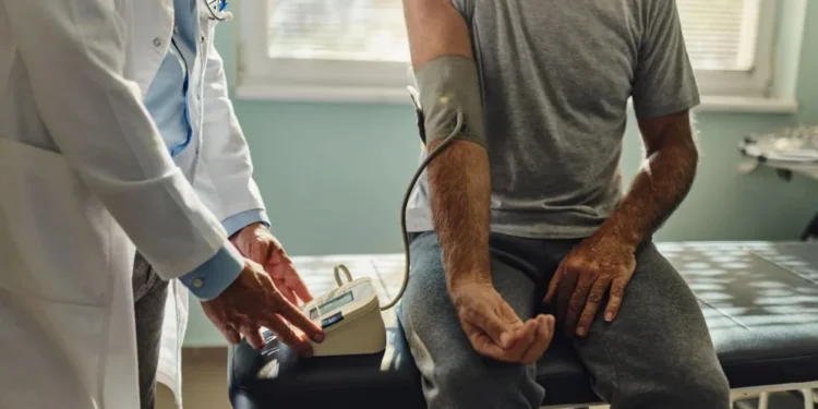 Hipertensão silenciosa: “Eu não sentia nada, até meus rins pararem”