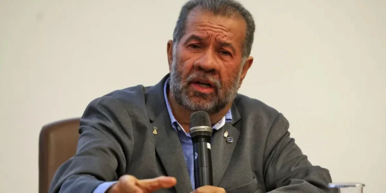 “Meu papel era mandar apurar e isso foi feito”, diz Lupi à CNN