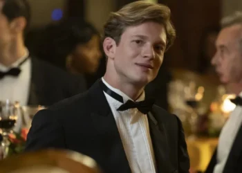 Pedro Novaes interpreta Beto em "Garota do Momento" • Globo/ Léo Rosario