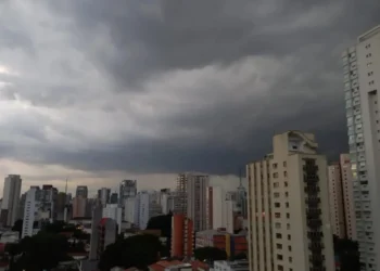 Previsão de chuvas em São Paulo. • Alan Cardoso