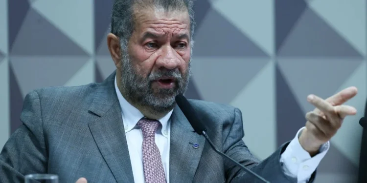 O ex-ministro da Previdência Social, Carlos Lupi • Lula Marques/ Agência Brasil