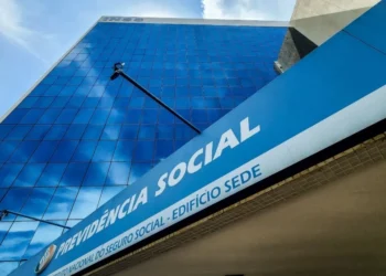 Fraude no INSS: PF tem extratos que comprovam desvio de verba por entidades