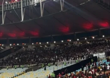 Torcida do Corithians no Maracanã • Reprodução/X/Gaviões da Fiel