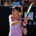 Bia Haddad em ação pela terceira rodada do Australian Open — Foto: Getty Images