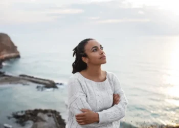 Entenda os sinais de que é hora de reeducar a sua mente • Freepik