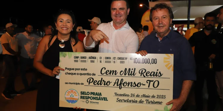 Em votos de aplausos, Vilmar parabeniza prefeito de Pedro Afonso e equipe por Selo Praia responsável