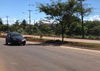 Prefeitura de Palmas libera trânsito em trecho da Avenida LO 21 que tem obras de drenagem e pavimentação