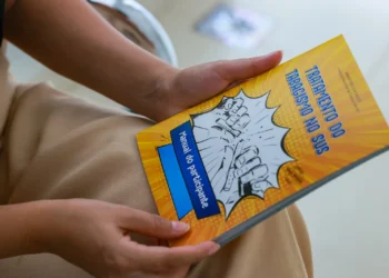 Pessoas interessadas em parar de fumar recebem apoio da Saúde de Palmas